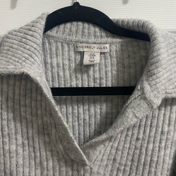 Cozy Cropped Sweater - Picture 2 of 5